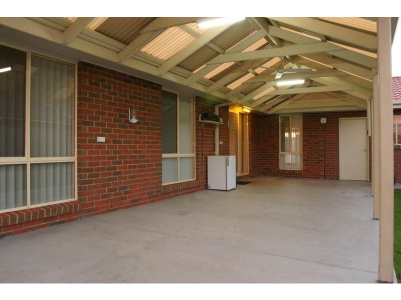 80 McGregor Road, Pakenham VIC 3810