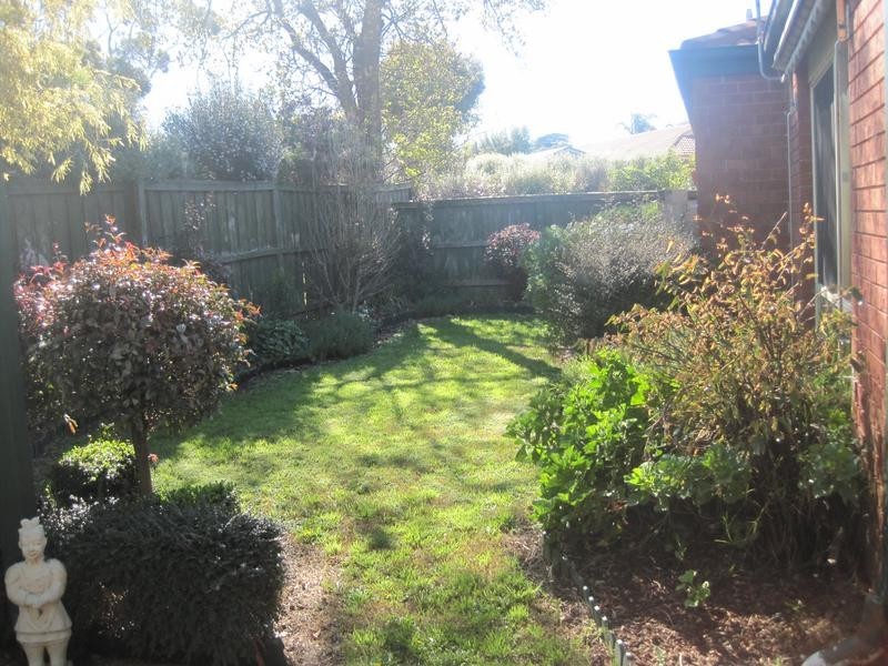 2 Jacqueline Place, Pakenham VIC 3810