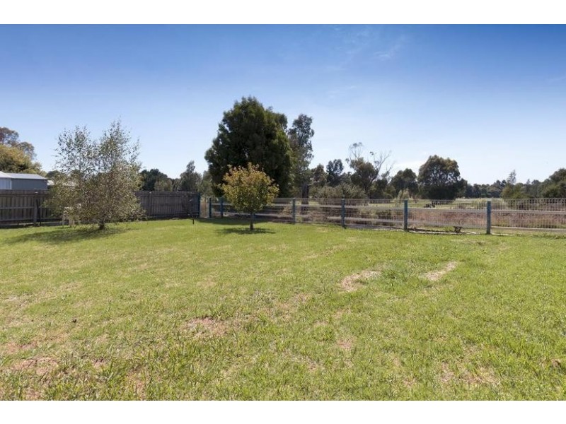 58 Barrington Drive, Pakenham VIC 3810