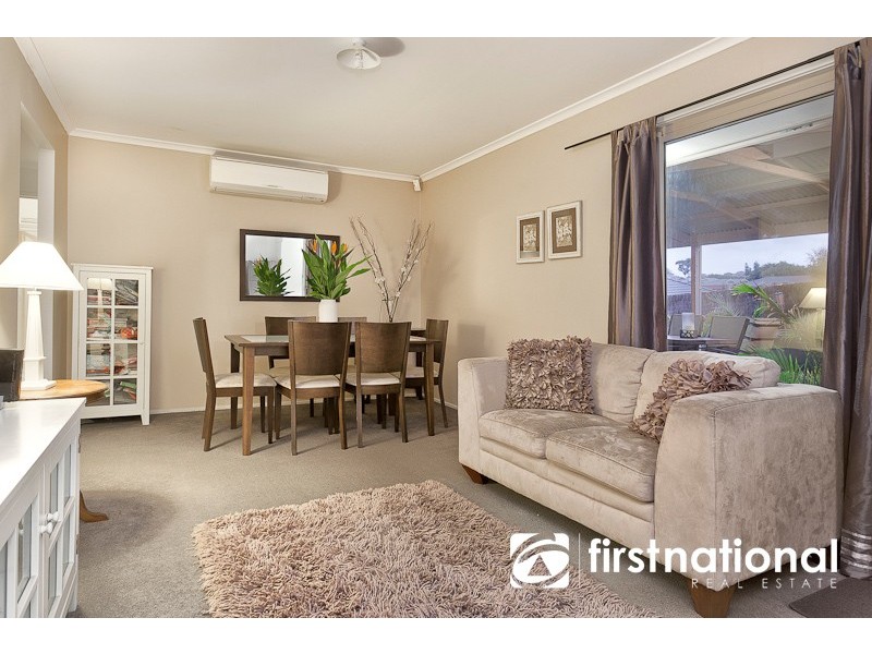 32 Natanya Drive, Pakenham VIC 3810