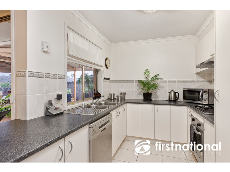 32 Natanya Drive, Pakenham VIC 3810