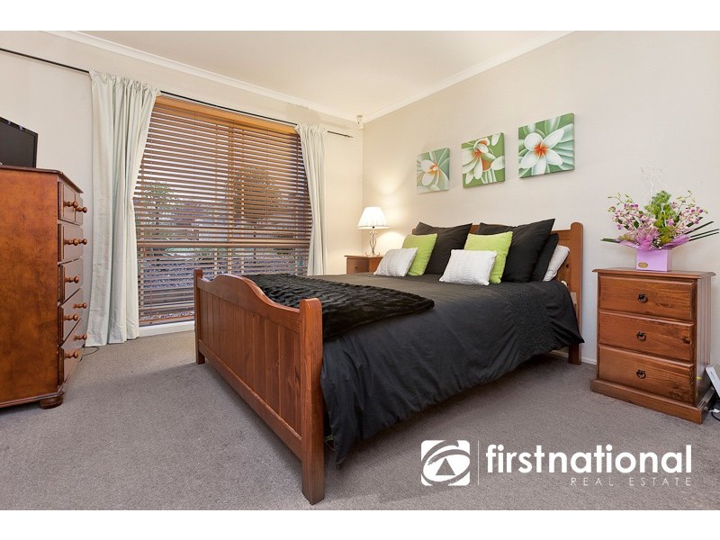 32 Natanya Drive, Pakenham VIC 3810