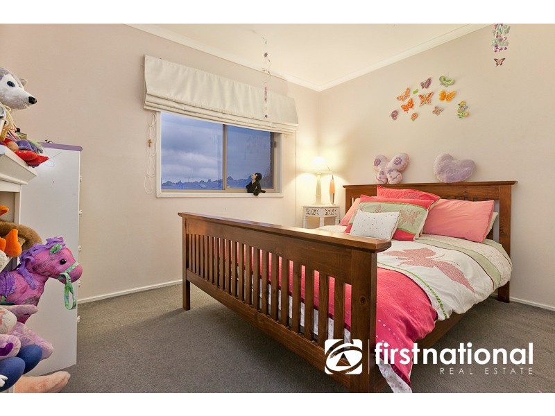 32 Natanya Drive, Pakenham VIC 3810