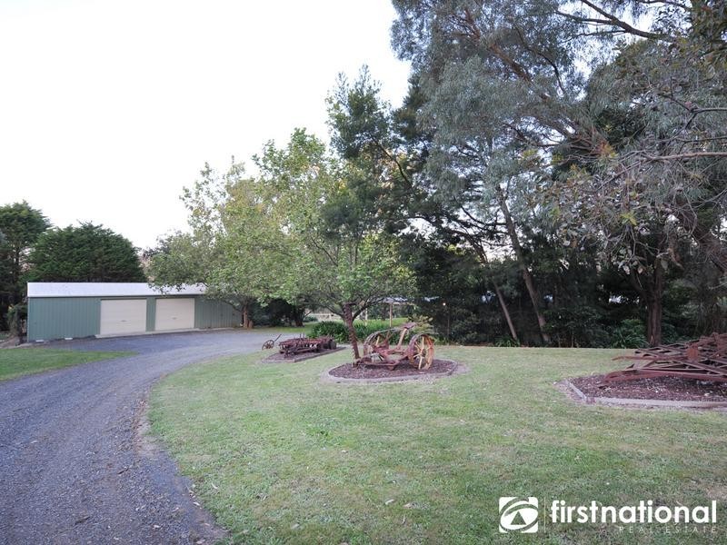 5 Buckland Lane, Pakenham Upper VIC 3810