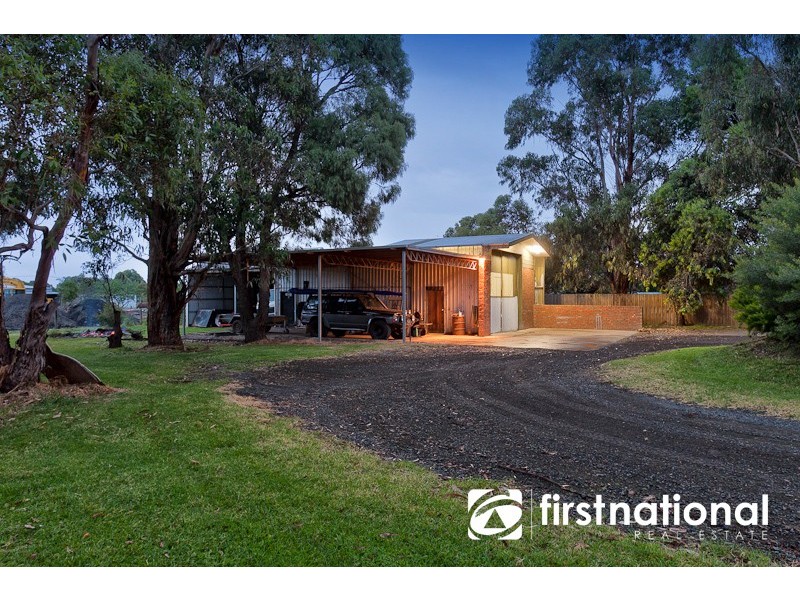 5 Richards Road, Nar Nar Goon VIC 3812