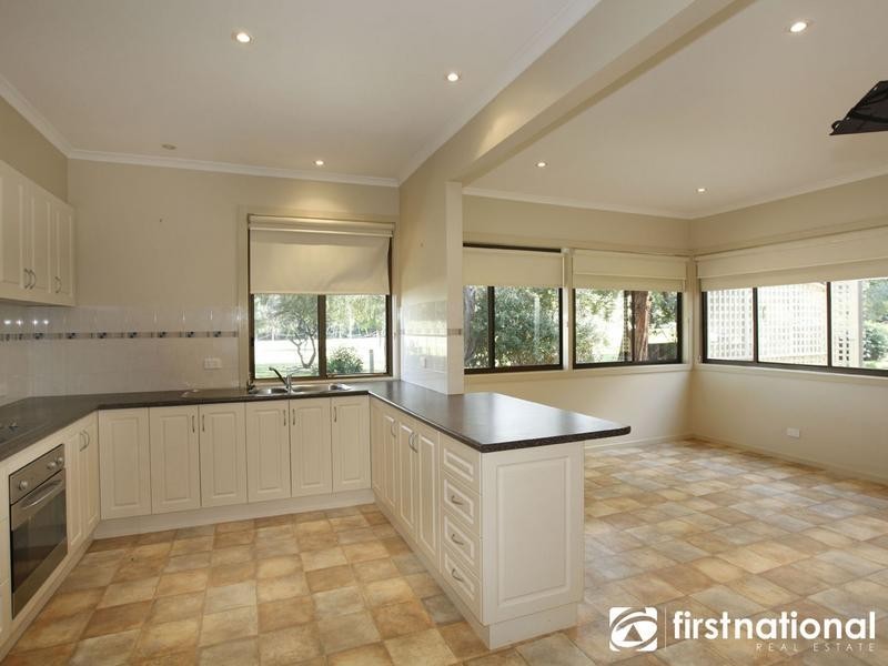 29 Riverside Avenue, Bunyip VIC 3815