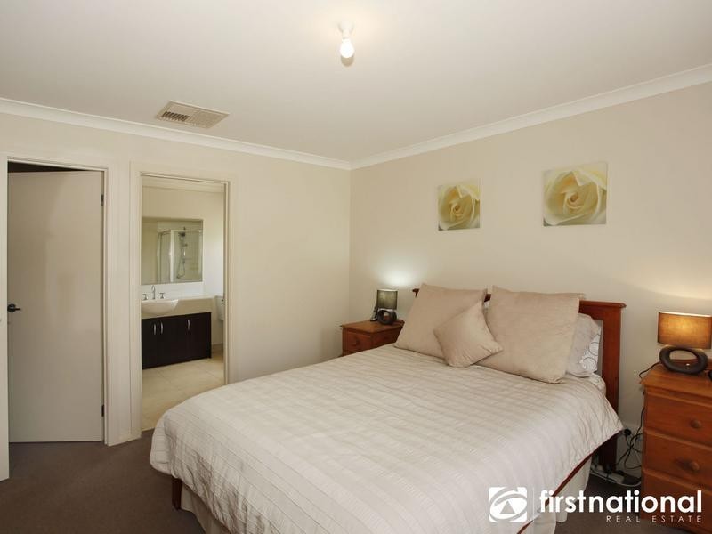 7 Tiffany Close, Pakenham VIC 3810