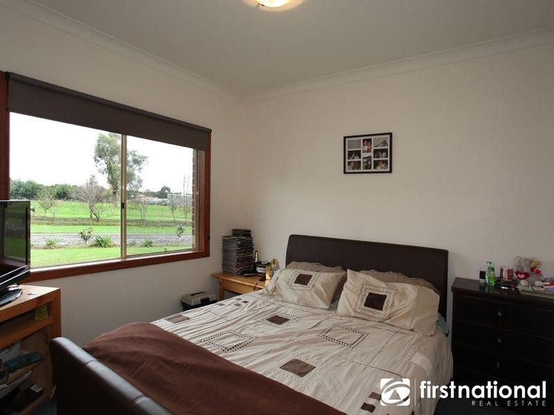 44 Seymour RD, Nar Nar Goon North VIC 3812