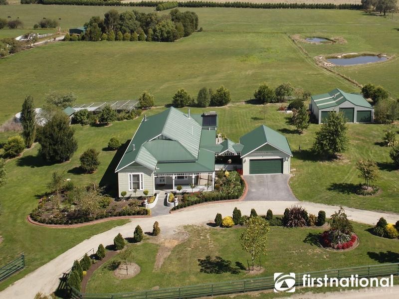 8 Drake Court, Bunyip VIC 3815