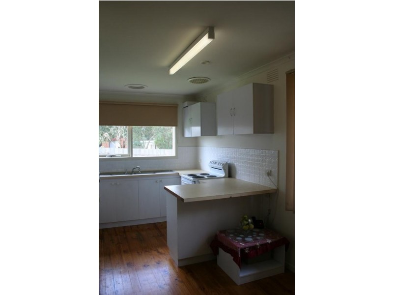 5/4 Guest Road, Pakenham VIC 3810