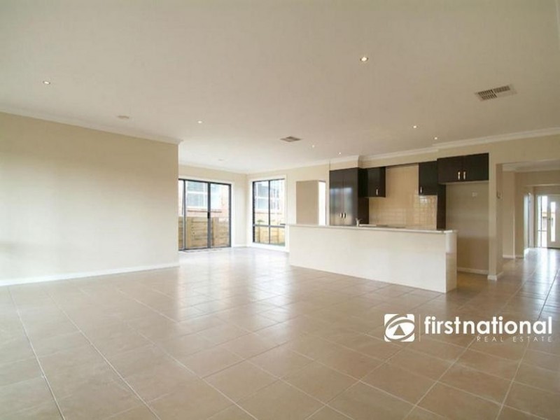 50 Harrison Way, Pakenham VIC 3810