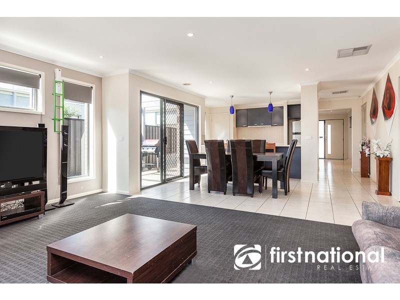 14 Killarney Crescent, Pakenham VIC 3810
