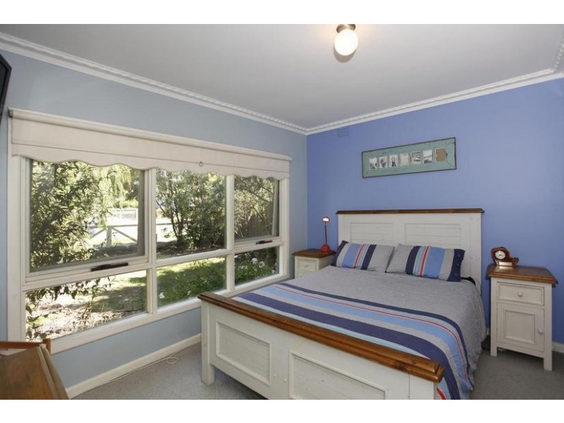 17 Nash Road, Bunyip VIC 3815