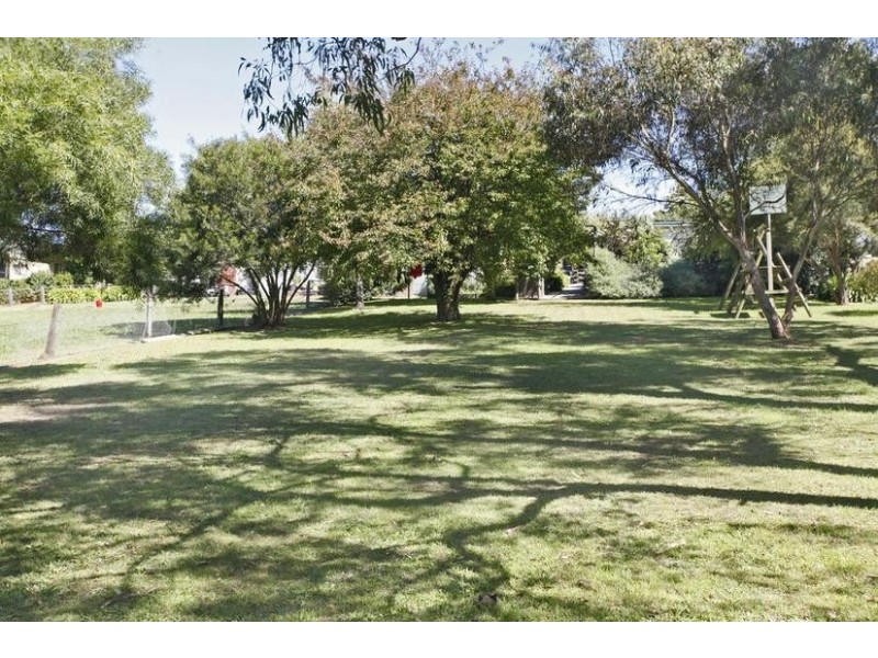 17 Nash Road, Bunyip VIC 3815