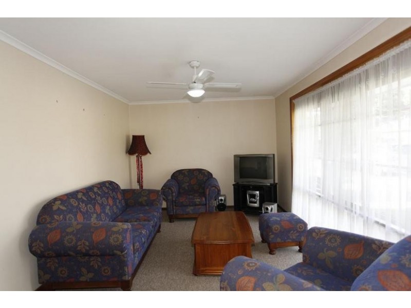 1/11 Beaconsfield Avenue, Beaconsfield VIC 3807