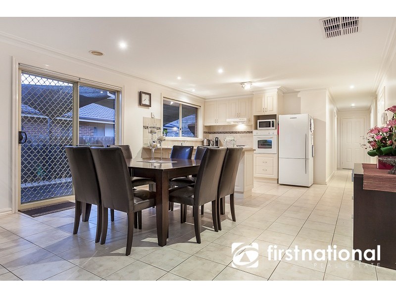 34 Shetland Court, Pakenham VIC 3810