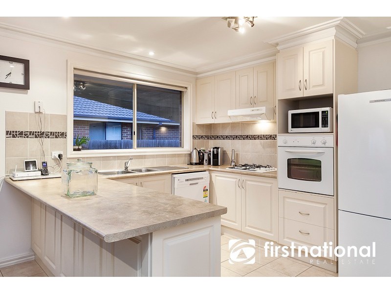 34 Shetland Court, Pakenham VIC 3810