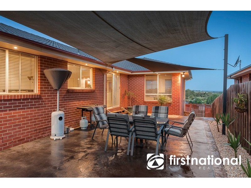 34 Shetland Court, Pakenham VIC 3810