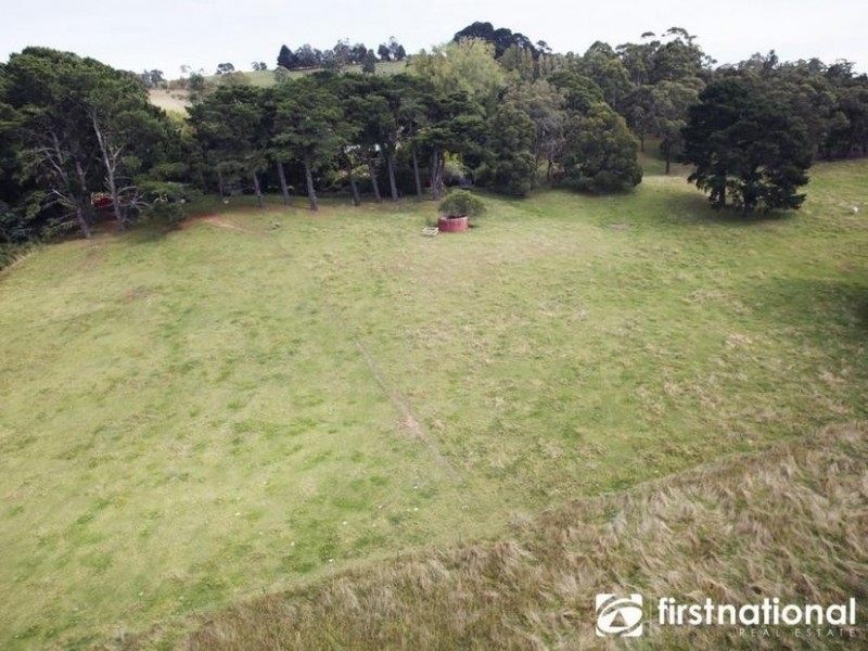 80 Bourkes Creek Road, Pakenham Upper VIC 3810