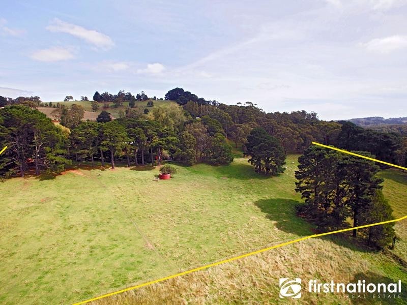 80 Bourkes Creek Rd, Pakenham Upper VIC 3810