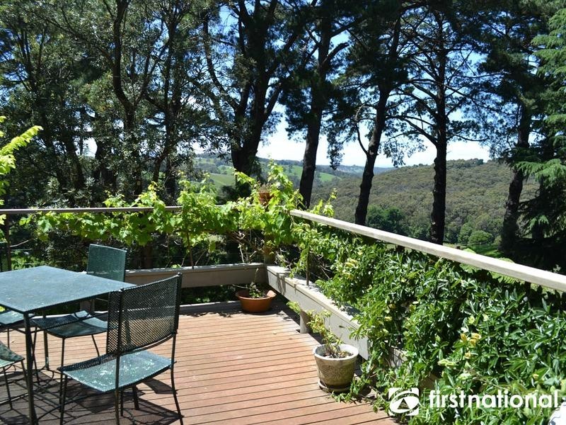 80 Bourkes Creek Rd, Pakenham Upper VIC 3810