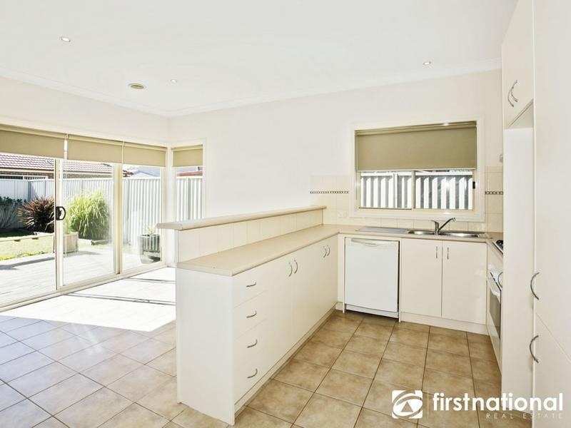 4 Pohlman Close, Pakenham VIC 3810