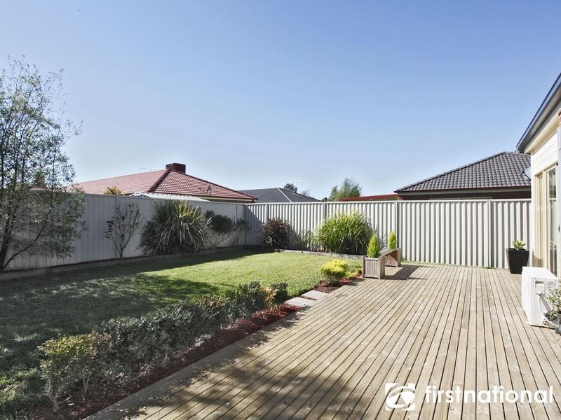 4 Pohlman Close, Pakenham VIC 3810
