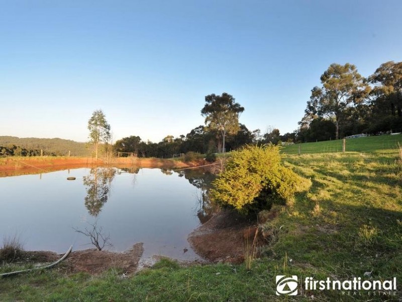 5 Buckland Ln, Pakenham Upper VIC 3810