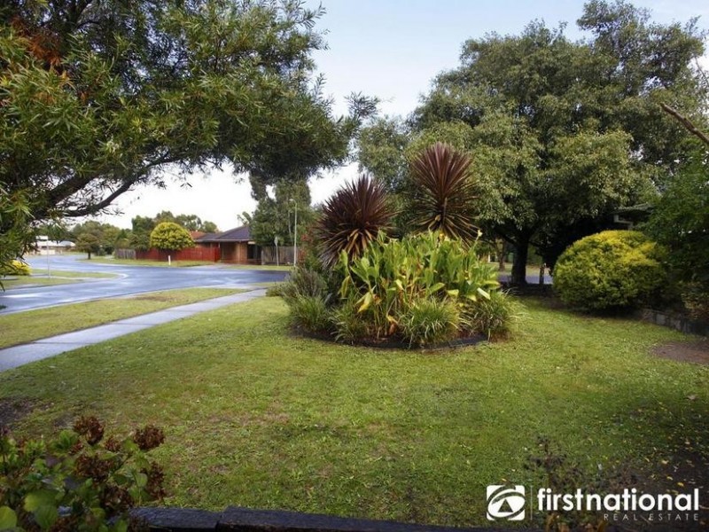 1 Gibb Court, Pakenham VIC 3810