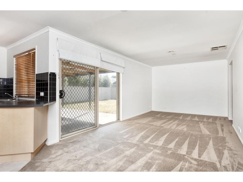 23 Catherine Place, Pakenham VIC 3810