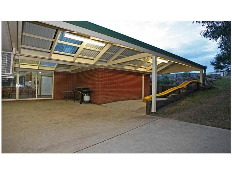 22 Breyleigh Drive, Pakenham VIC 3810