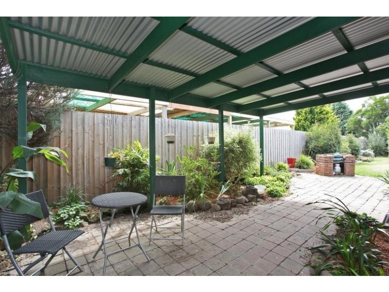 43 Kingston Avenue, Pakenham VIC 3810