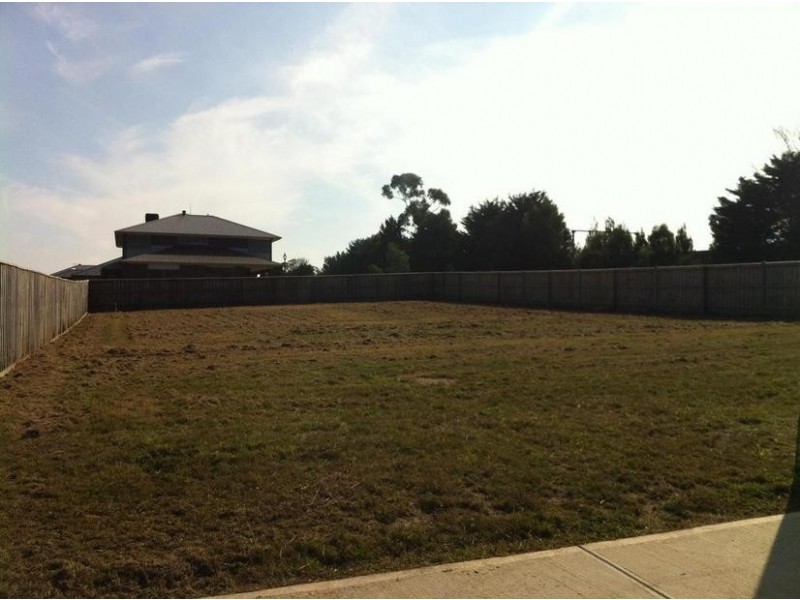 7 Dugan Court, Pakenham VIC 3810