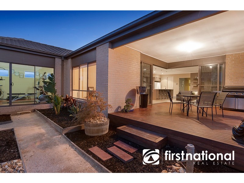 12 Sundew Crescent, Pakenham VIC 3810