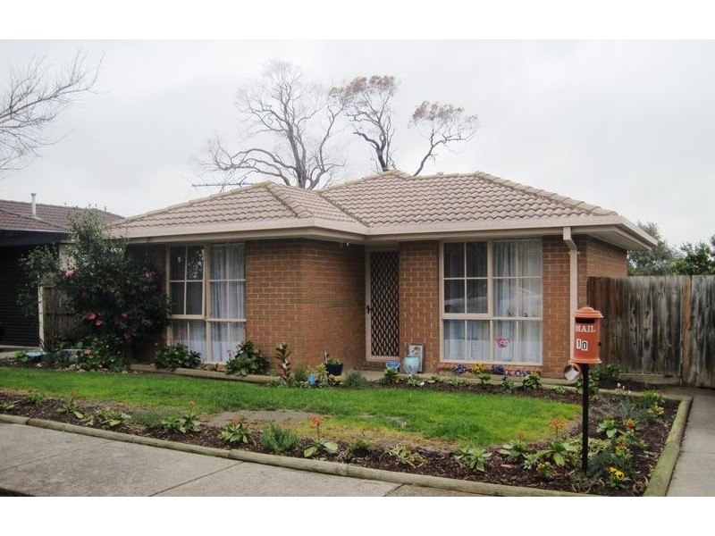 10 McMaster Court, Pakenham VIC 3810