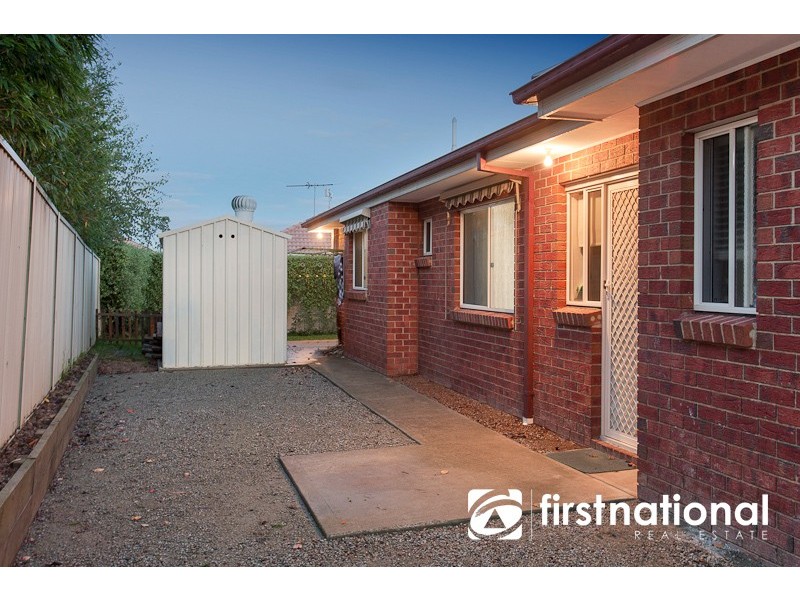 6 Arbour Rise, Pakenham VIC 3810