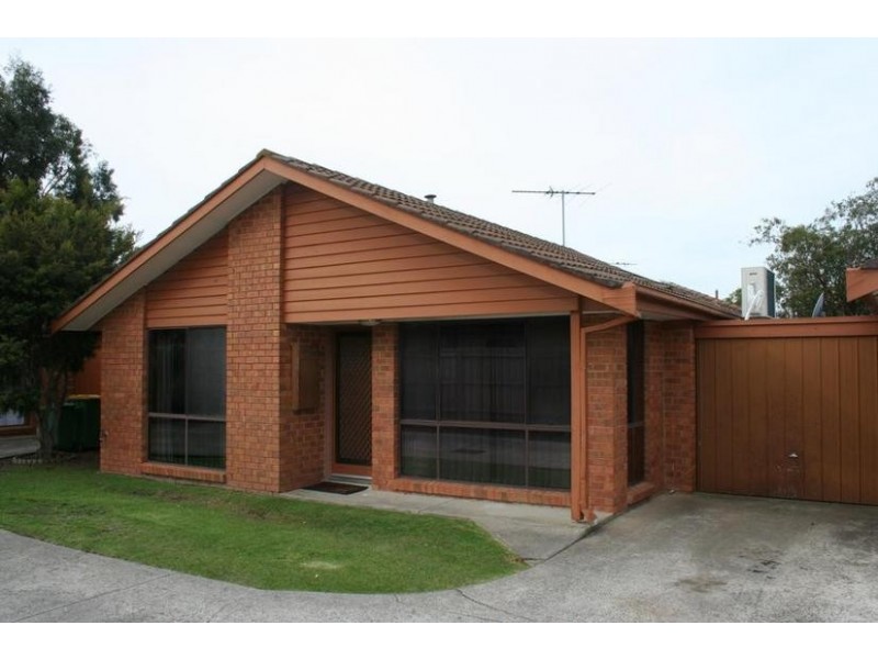 3/3 Jamieson Court, Pakenham VIC 3810