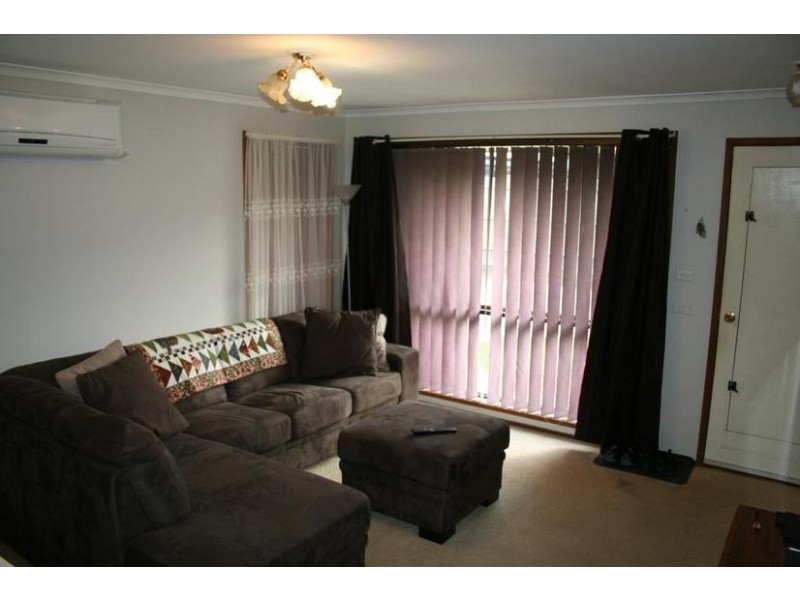 3/3 Jamieson Court, Pakenham VIC 3810