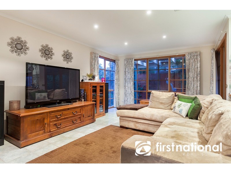 1 Fleming Terrace, Pakenham VIC 3810
