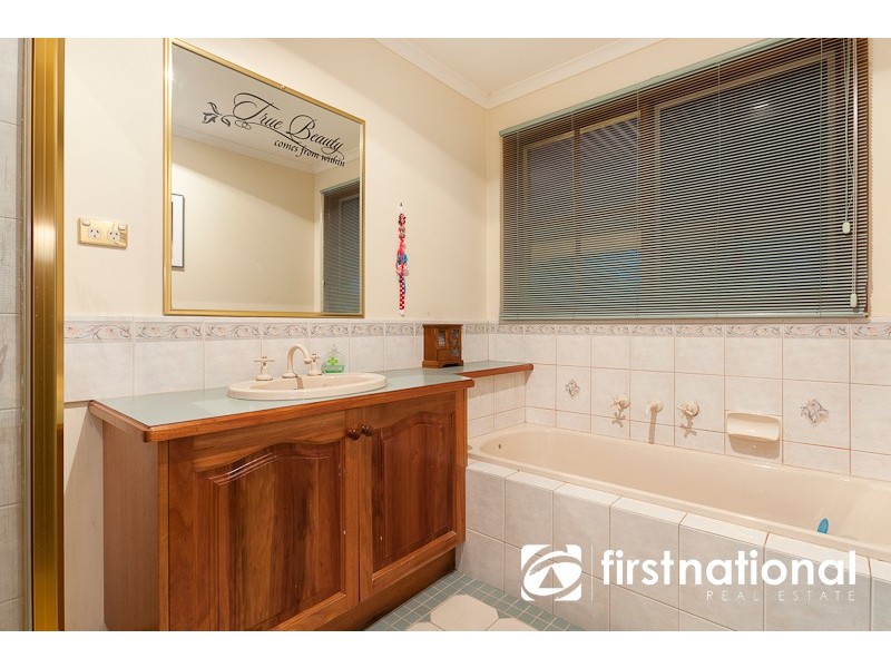 1 Fleming Terrace, Pakenham VIC 3810