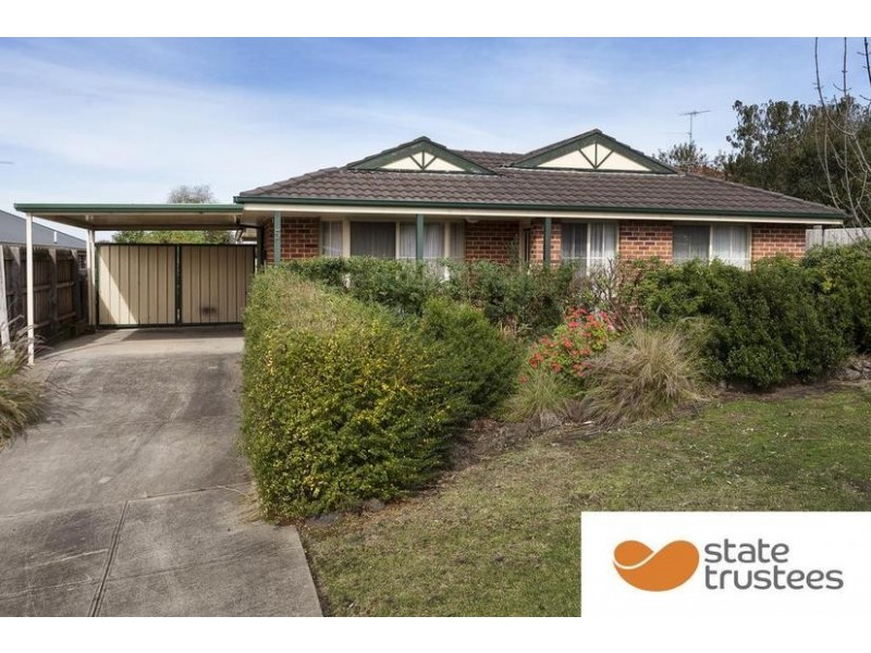 5 Kathryn Close, Pakenham VIC 3810