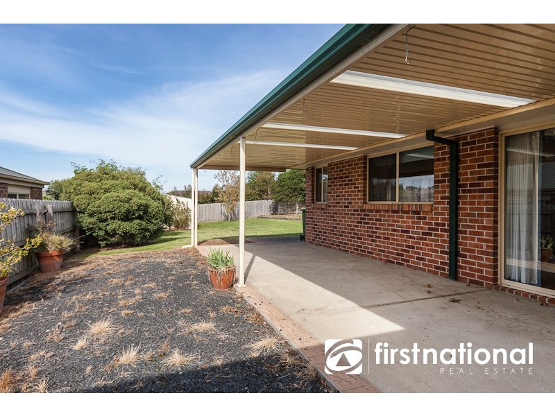5 Kathryn Close, Pakenham VIC 3810
