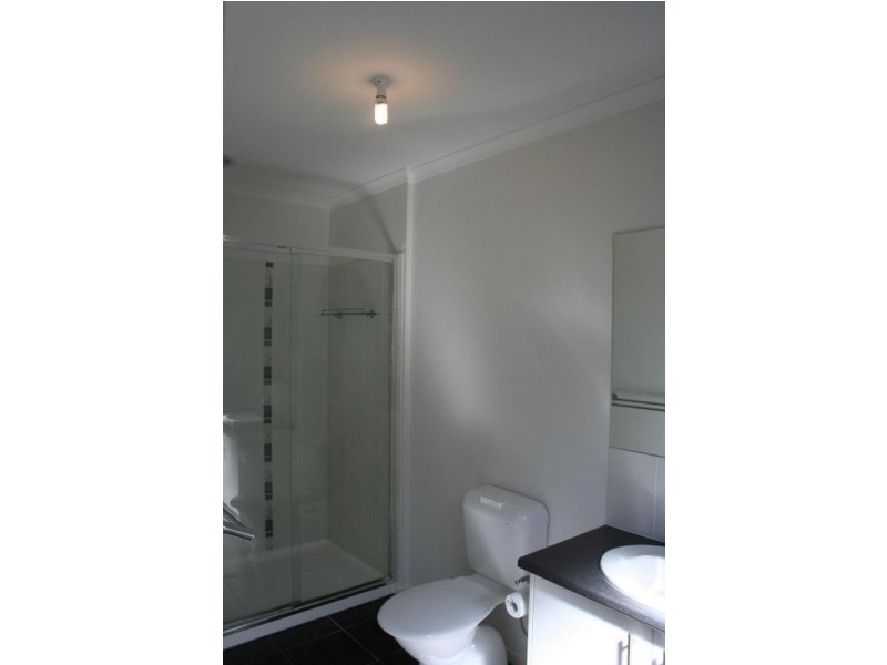 44 Lucerne Circuit, Pakenham VIC 3810