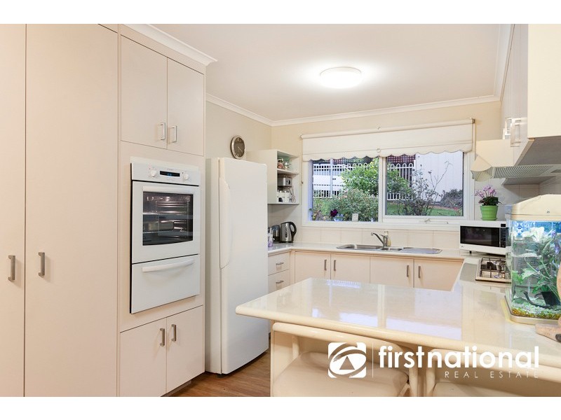 4 Highland Drive, Pakenham VIC 3810