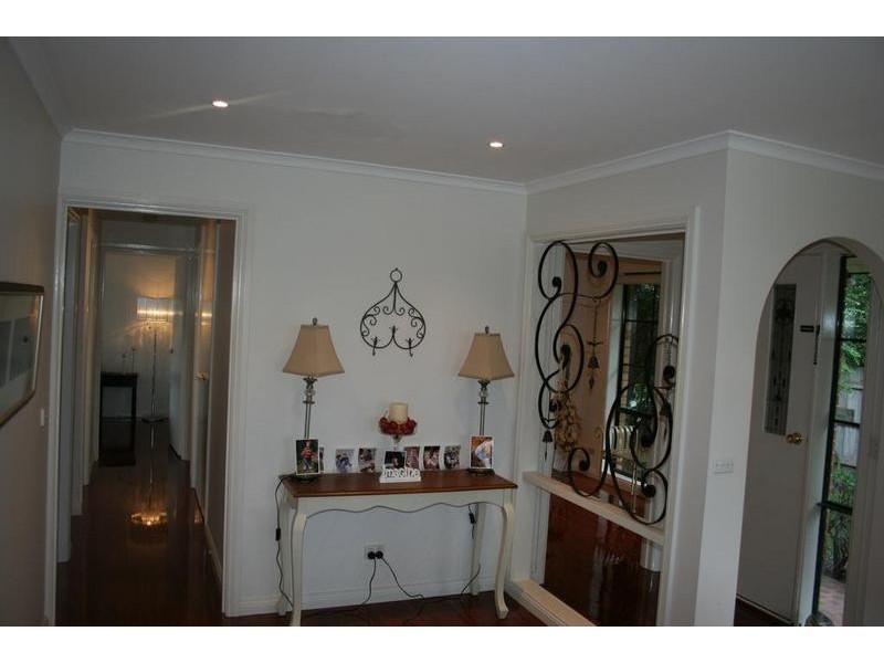 2/7 Dobson Court, Pakenham VIC 3810