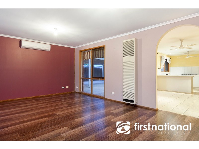 15 Cyprus Place, Pakenham VIC 3810