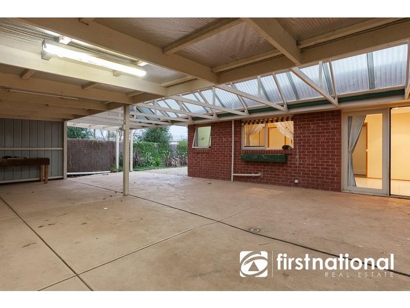 15 Cyprus Place, Pakenham VIC 3810