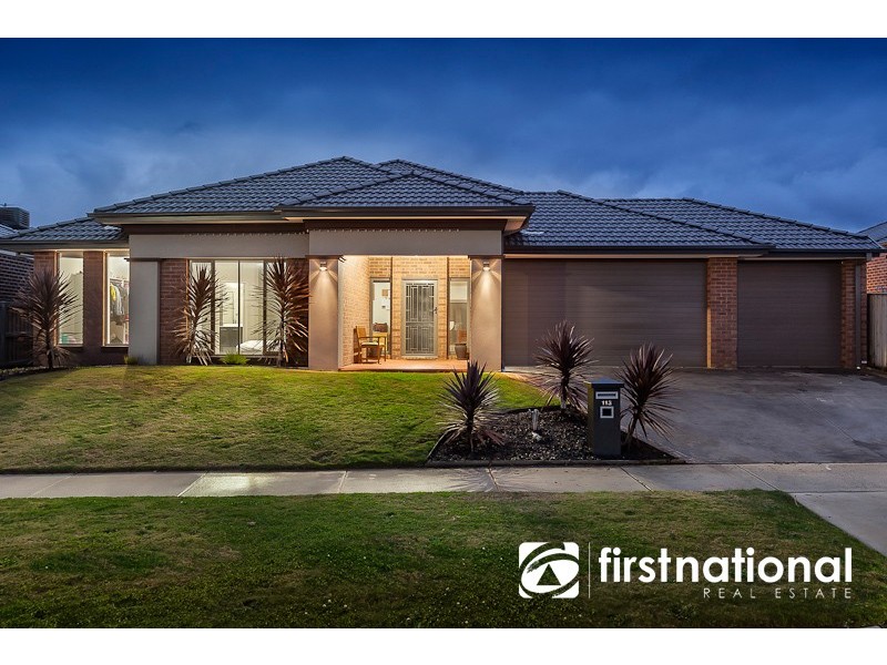 113 Livingstone Boulevard, Pakenham VIC 3810