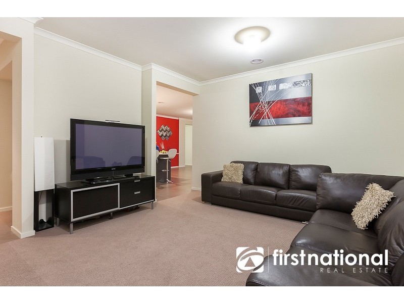 113 Livingstone Boulevard, Pakenham VIC 3810