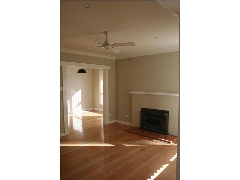 12a Savage Street, Pakenham VIC 3810